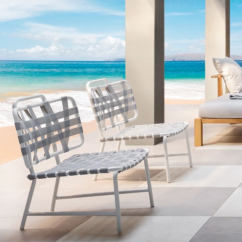 inout-856-chaise-en-aluminium-peint-blanc-avec-sangles-elastiques-gris